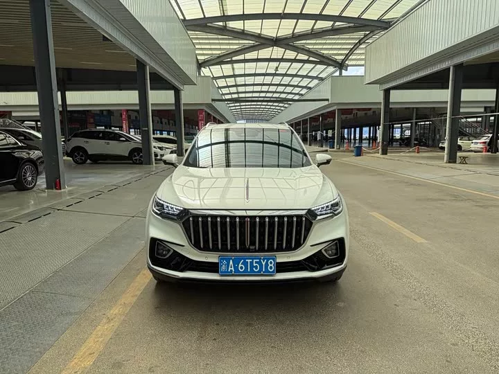 Hongqi HS5