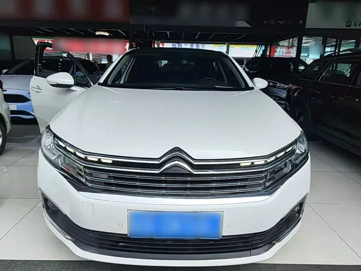 Citroën C6