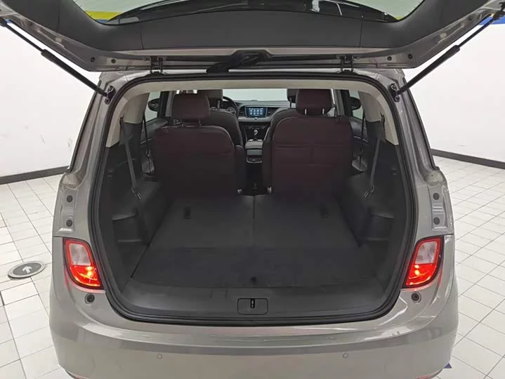 Buick GL6