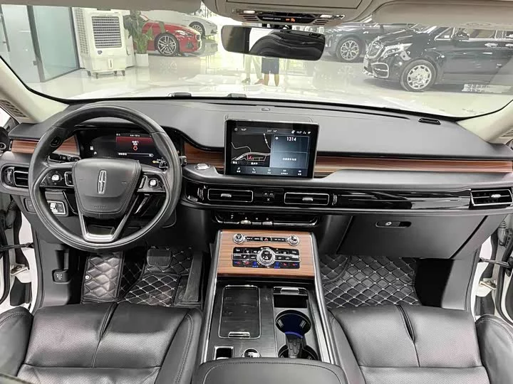 Lincoln Pilot