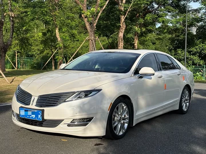 Lincoln MKZ