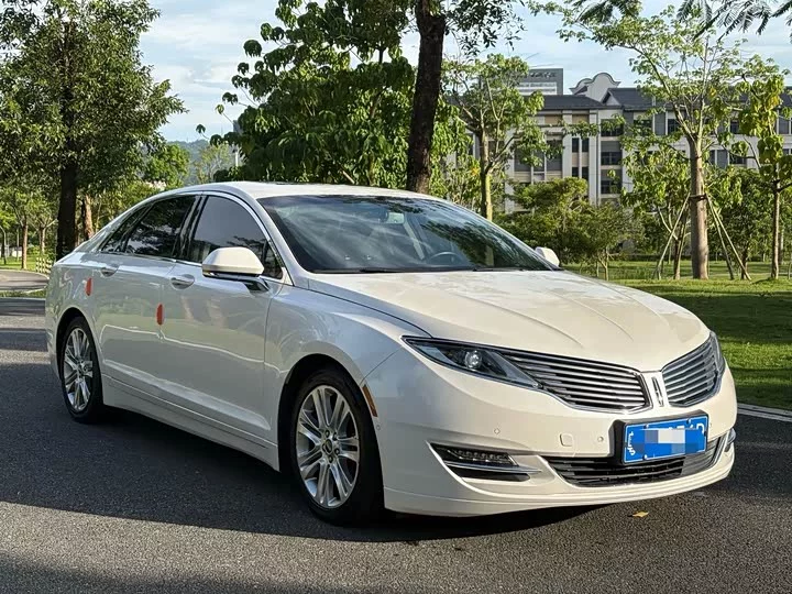 Lincoln MKZ