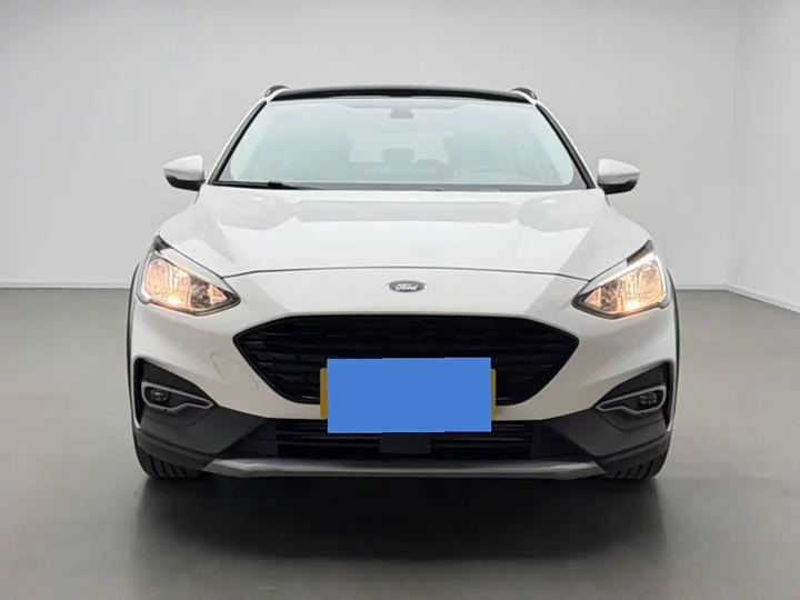 Ford Fox Active