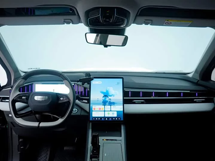 Geely Boyue L