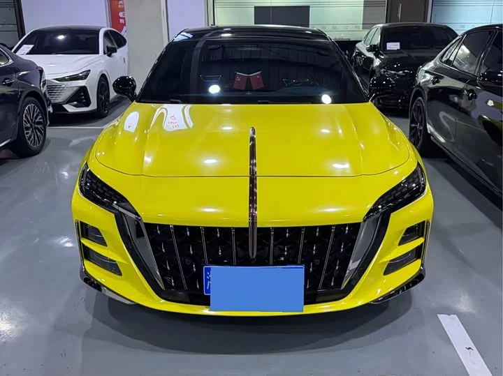 Hongqi H6
