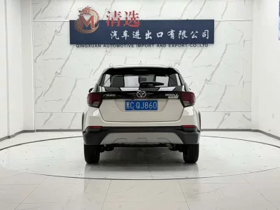 Toyota Yaris L