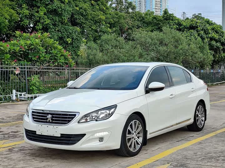 Peugeot 408
