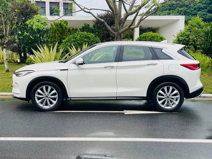 Infiniti QX50