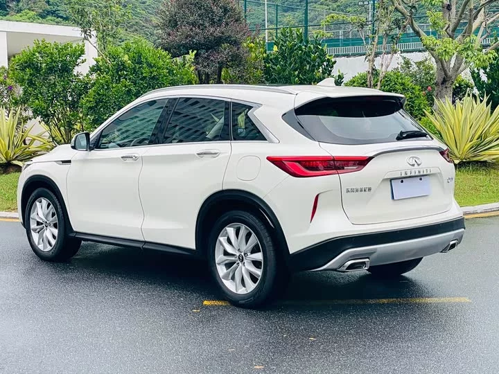 Infiniti QX50