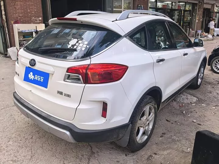 FAW Besturn X80