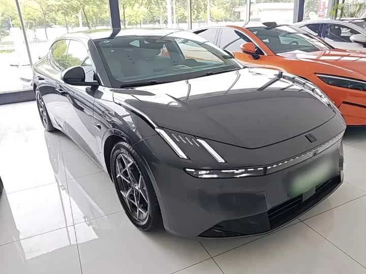 Lynk & Co Z10