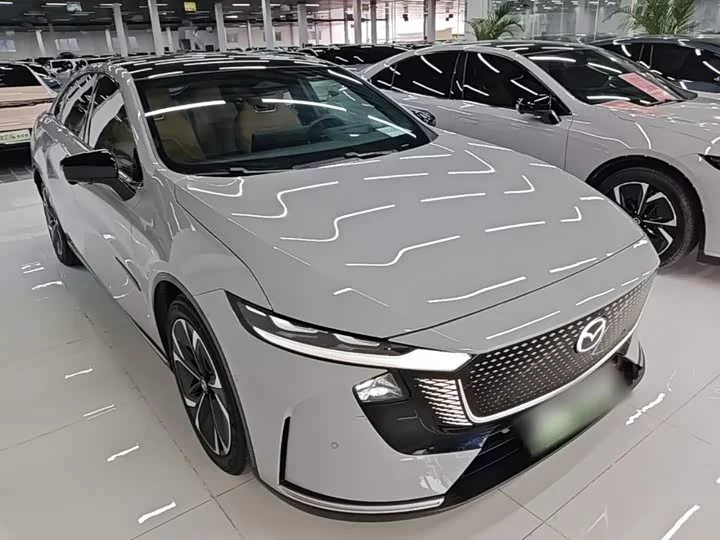 Mazda EZ-6