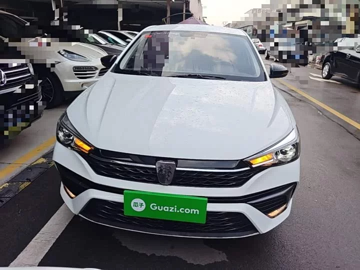 Roewe i5