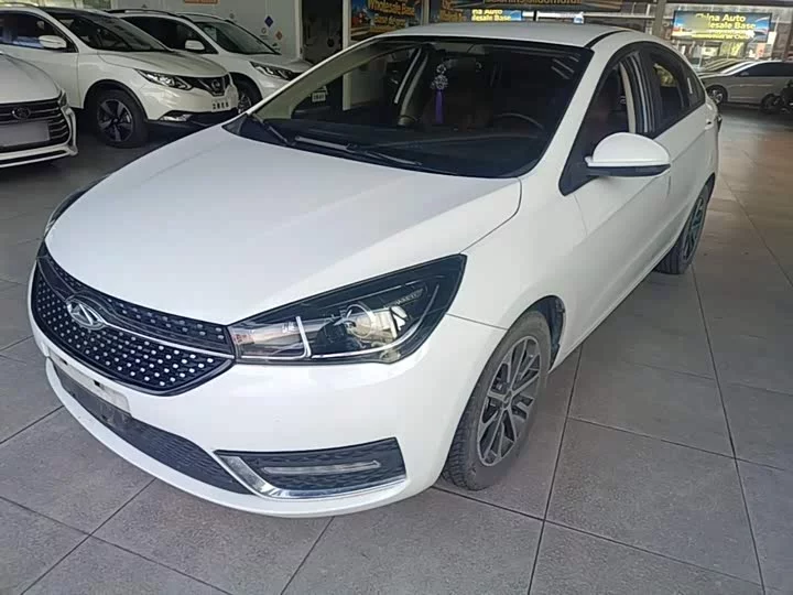 Chery Arrizo 5