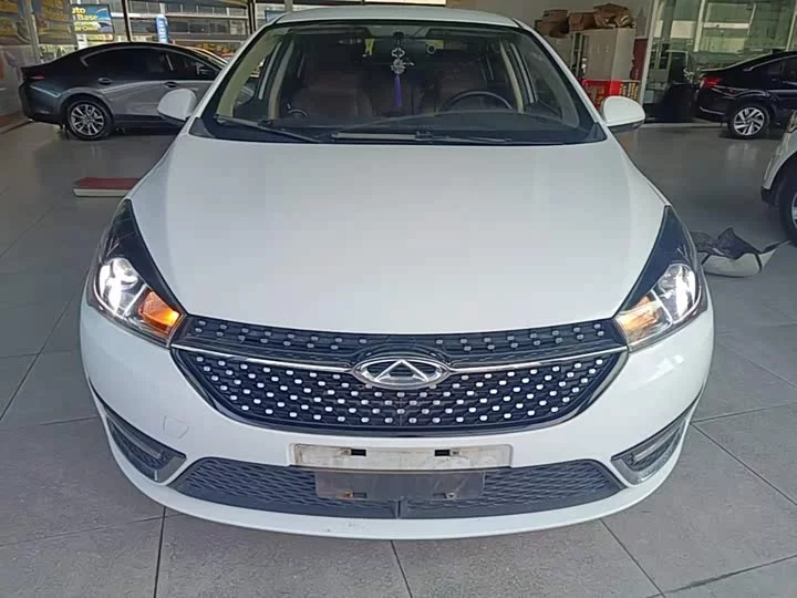 Chery Arrizo 5