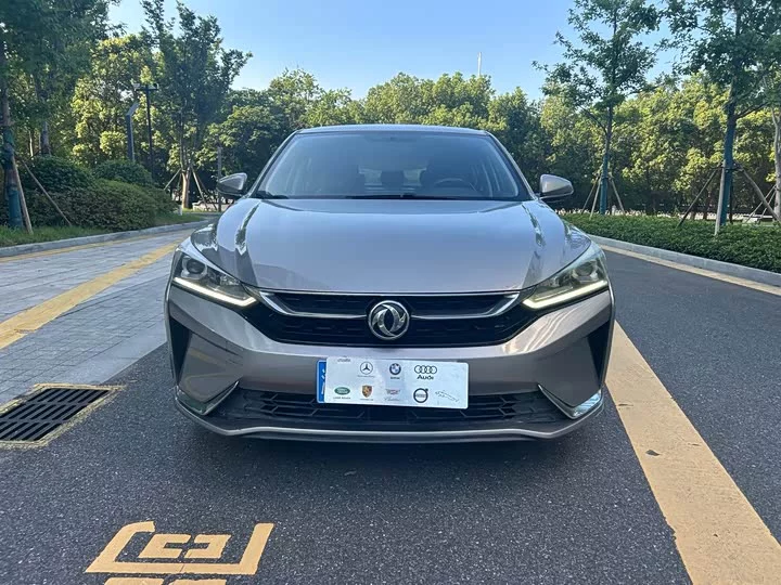Dongfeng Yixuan