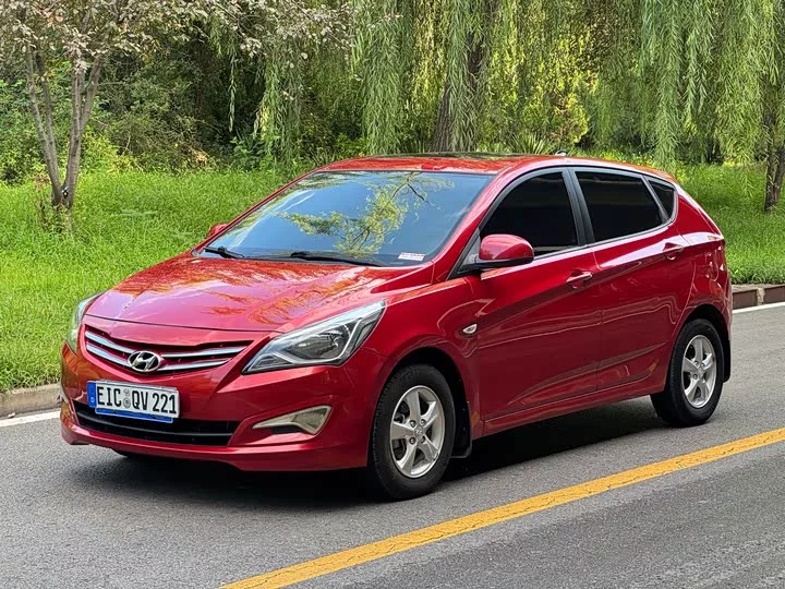 Hyundai Verna RV