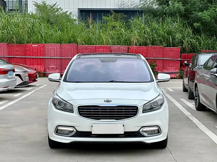 kia K4