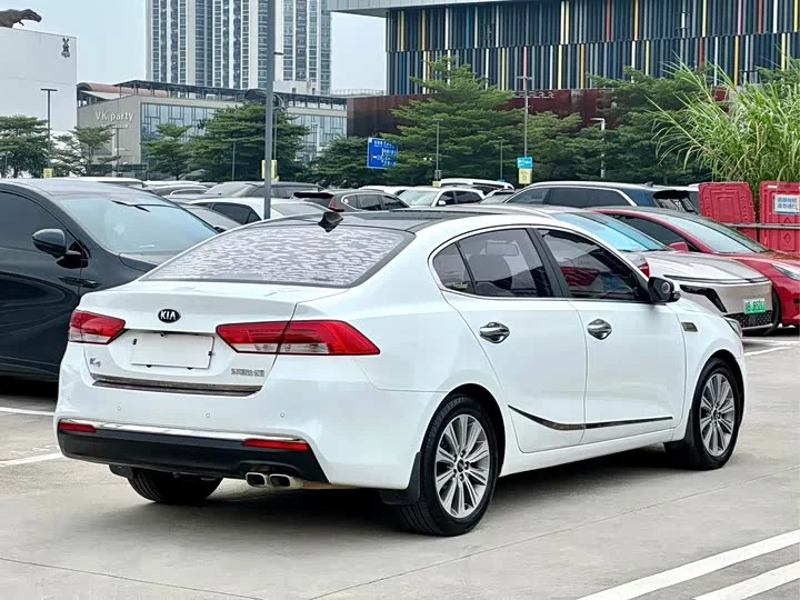 kia K4
