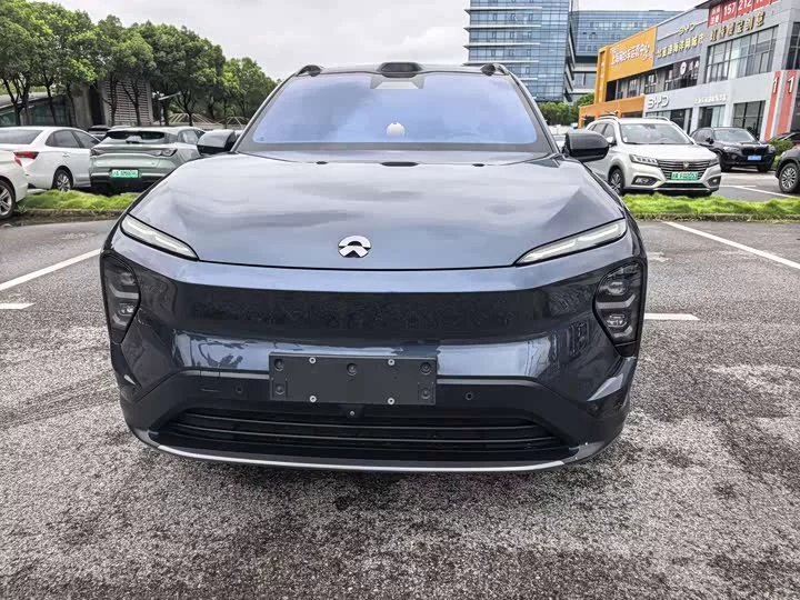 NIO ES7