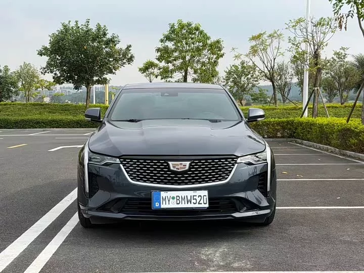 Cadillac CT4