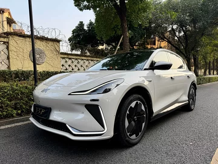 Zhiji LS7
