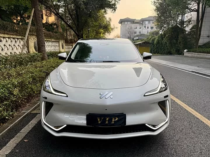 Zhiji LS7