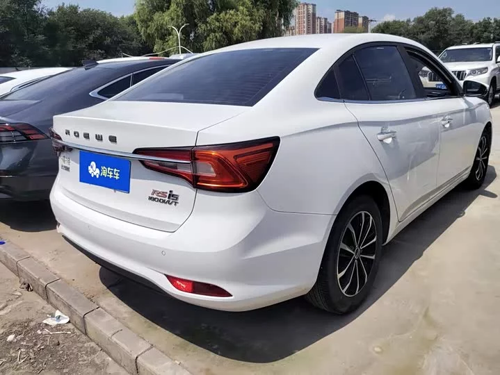 Roewe i5