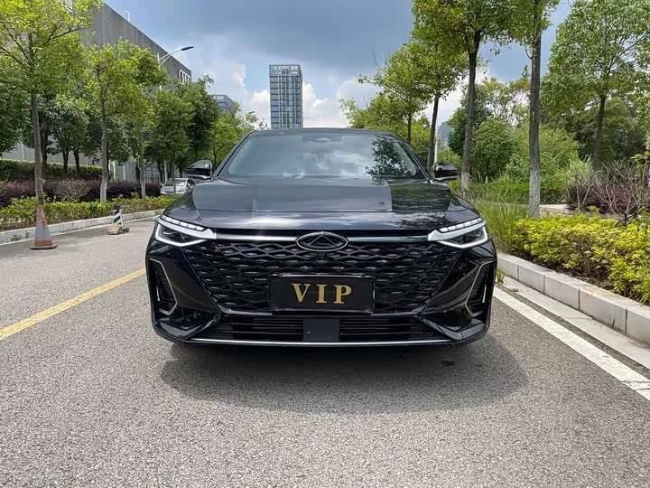Chery Arrizo 8