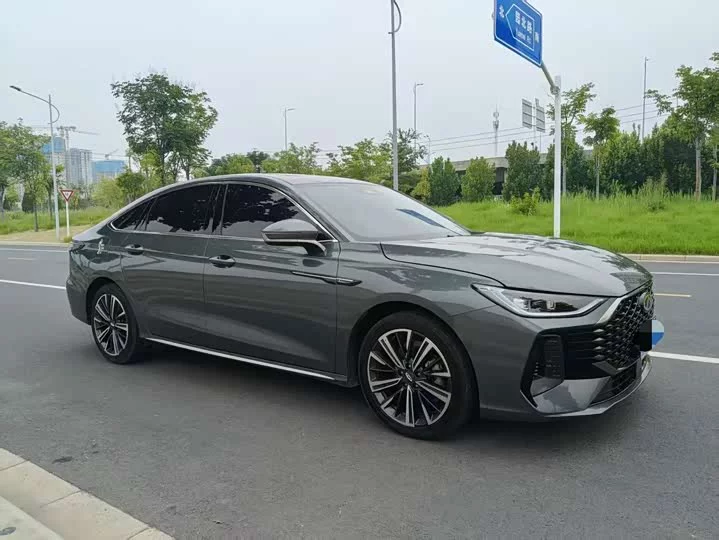 Chery Arrizo 8 PRO