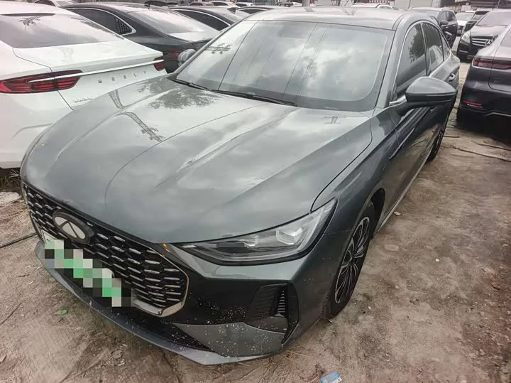 Chery Fengyun A8L