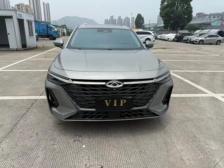 Chery Arrizo 8