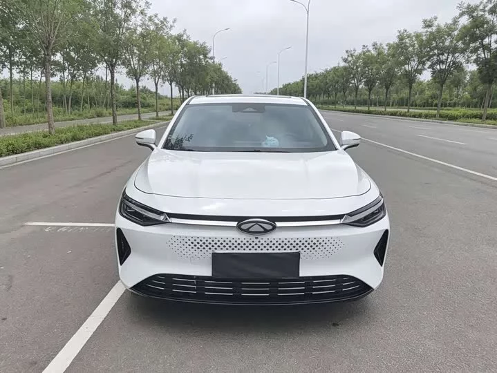 Chery Fengyun A8