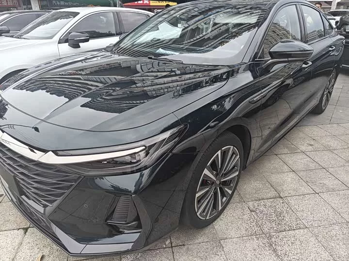 Chery Arrizo 8