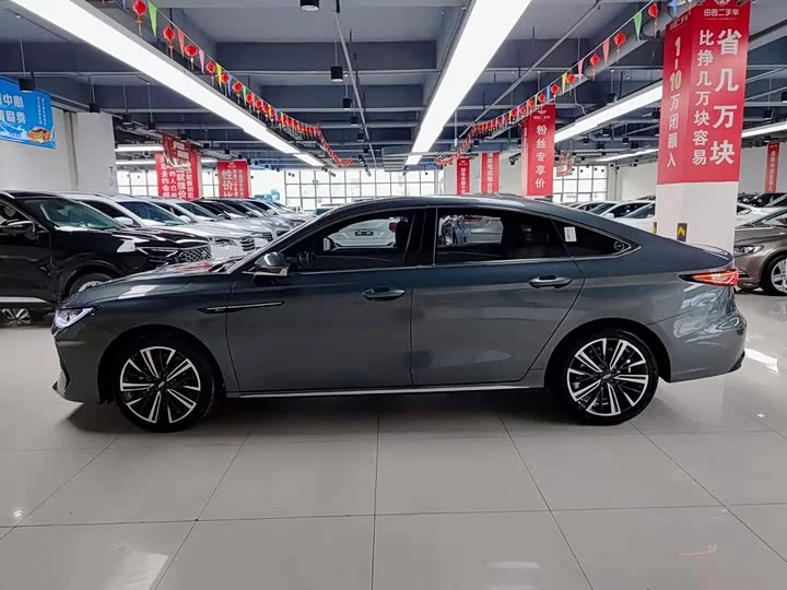 Chery Arrizo 8 PRO