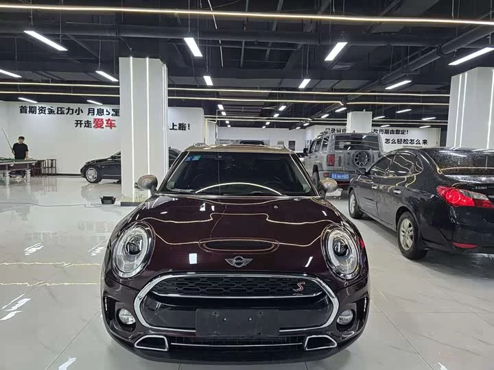 MINI CLUBMAN