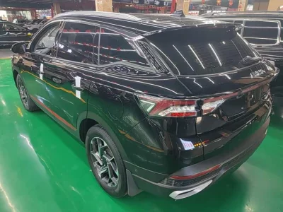Dongfeng AX7