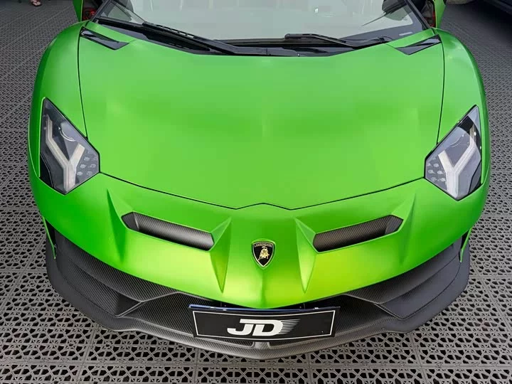 Lamborghini Aventador