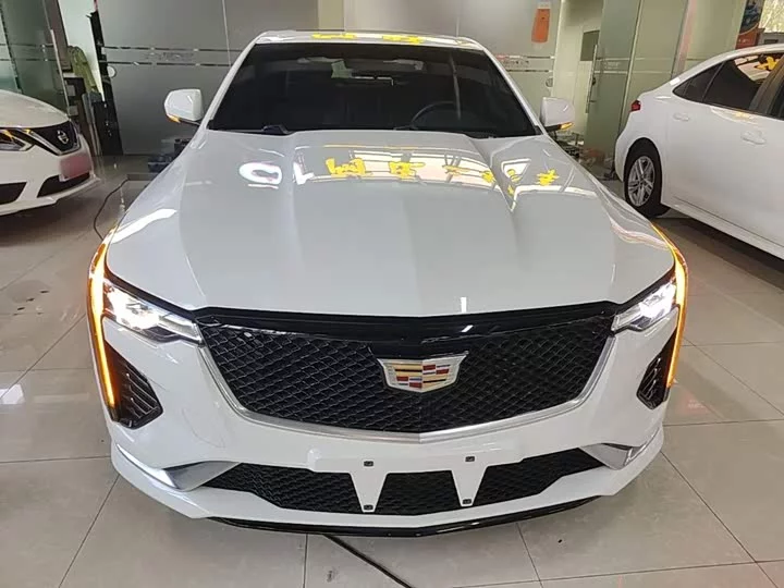 Cadillac CT4
