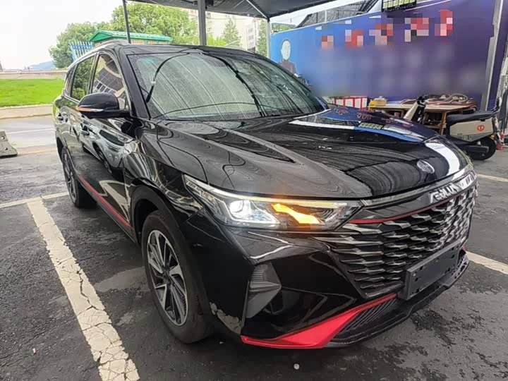 Dongfeng AX7
