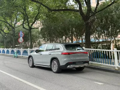 Mercedes-Benz Maybach EQS SUV