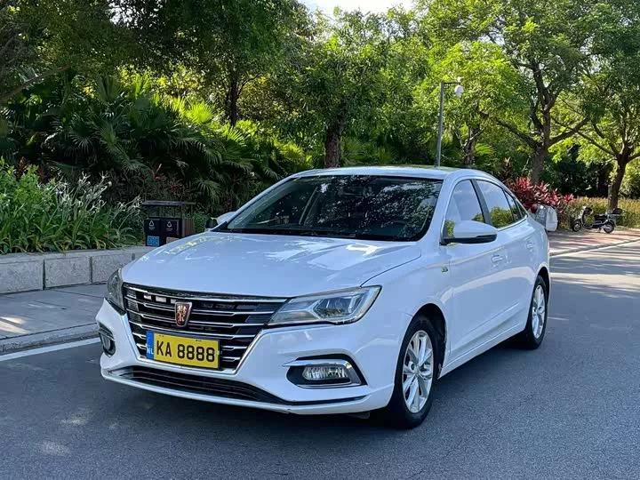 Roewe i5