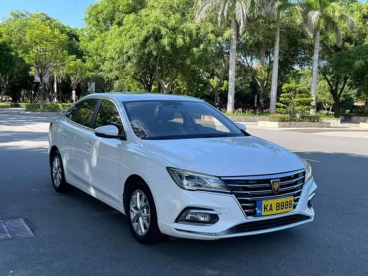 Roewe i5