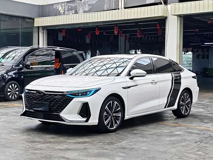 Chery Arrizo 8