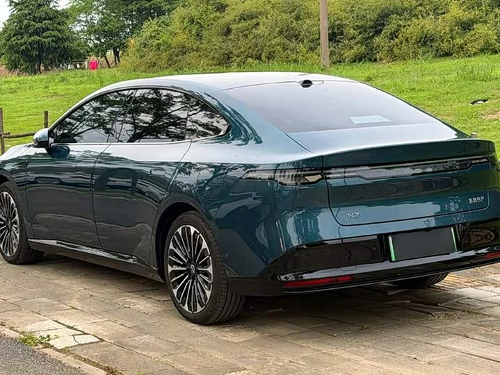 Nissan N7