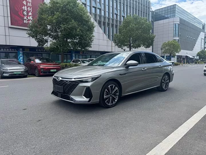Chery Arrizo 8