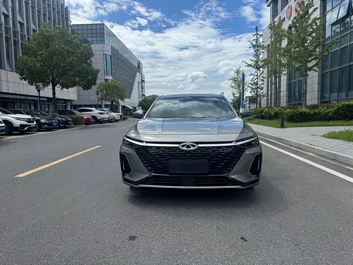Chery Arrizo 8
