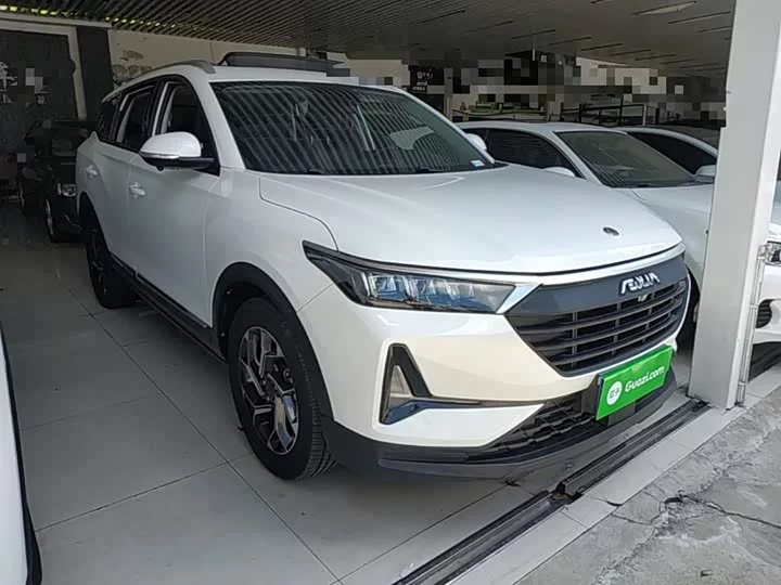 Dongfeng AX7