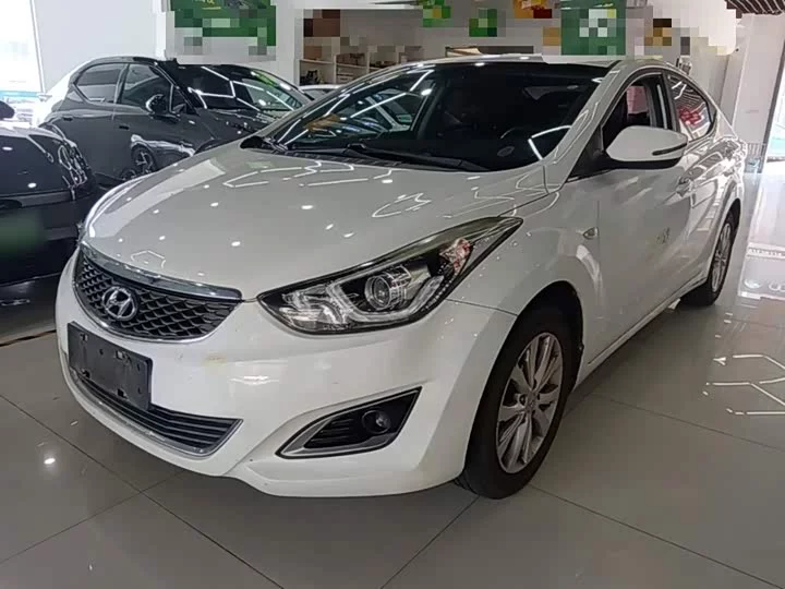 Hyundai Elantra