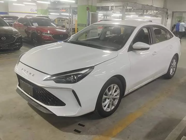 Roewe i5